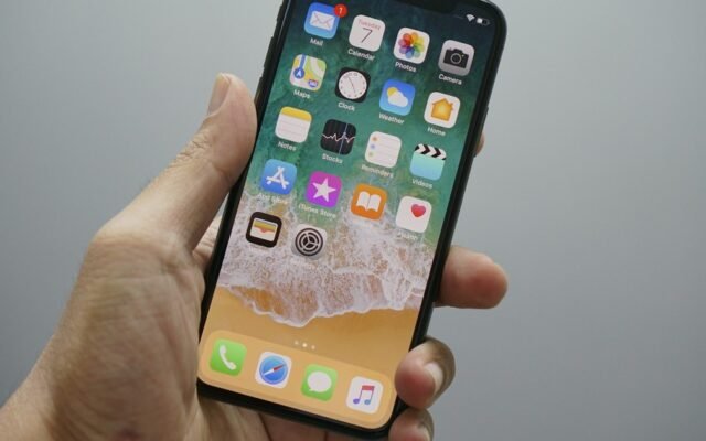 iPhone Duo vai faltar? Produção está travada
